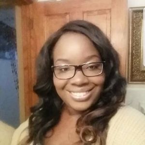 Meet your Posher, Roxanne